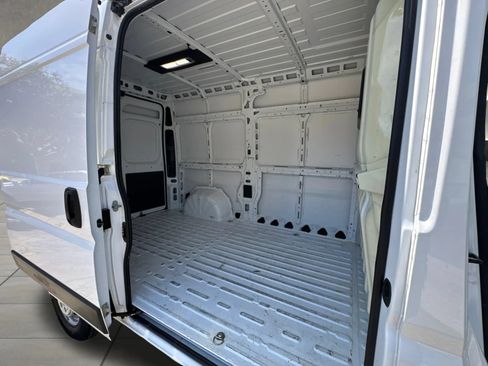 Used 2020 RAM ProMaster 1500 FWD image 37