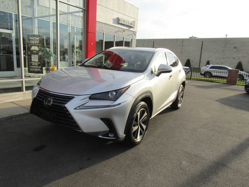Used 2018 Lexus NX 300 FWD w/ Premium Package image 2