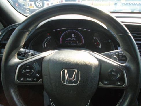 Used 2020 Honda Civic Sport image 13