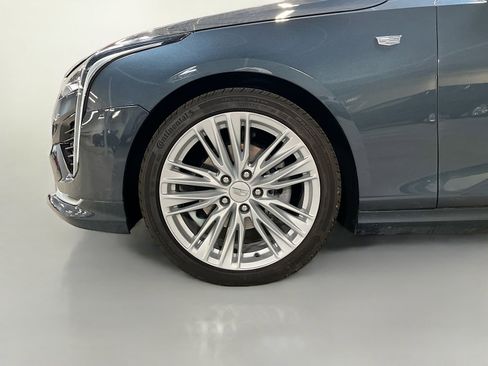Used 2025 Cadillac CT4 Premium Luxury RWD image 33