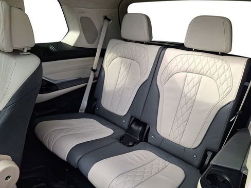 Certified 2023 BMW X7 M60i w/ Executive Package image 11