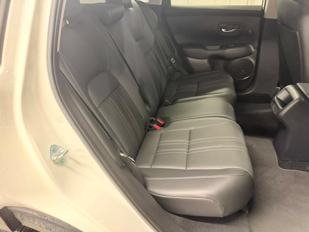 Used 2024 Honda HR-V EX-L image 37
