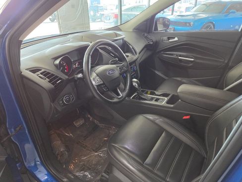 Used 2019 Ford Escape SEL image 15