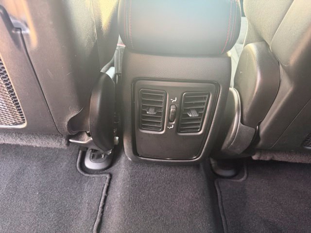 Used 2025 Dodge Durango GT AWD/4WD image 15
