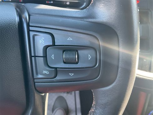 Used 2023 GMC Yukon XL AT4 image 20