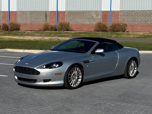 Used 2006 Aston Martin DB9 Volante image 2