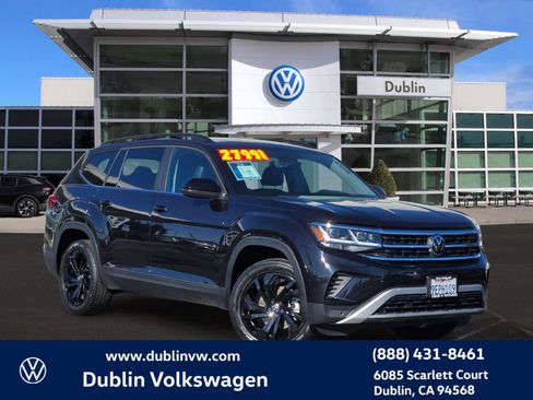 Certified 2023 Volkswagen Atlas SE w/ Panoramic Sunroof Package image 1