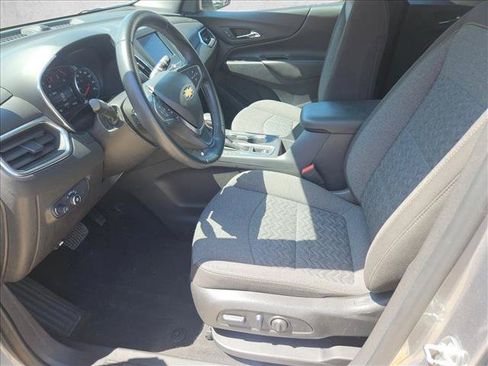 Used 2024 Chevrolet Equinox LT FWD image 14