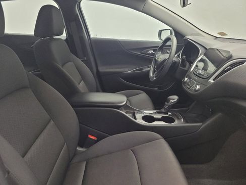 Used 2025 Chevrolet Malibu LS FWD image 21