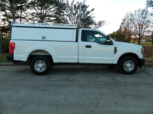 Used 2019 Ford F350 XL w/ Power Equipment Group image 5