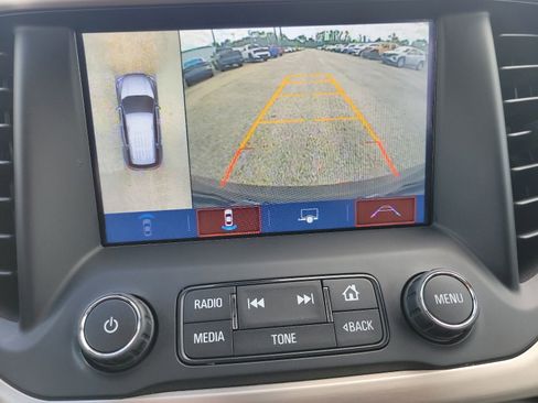 Used 2019 GMC Acadia Denali w/ Technology Package AWD/4WD image 23
