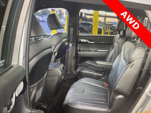 Used 2025 Hyundai Palisade Calligraphy image 12