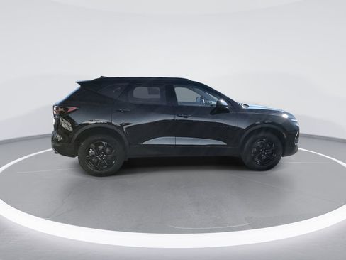 Used 2024 Chevrolet Blazer LT w/ Convenience Package image 9