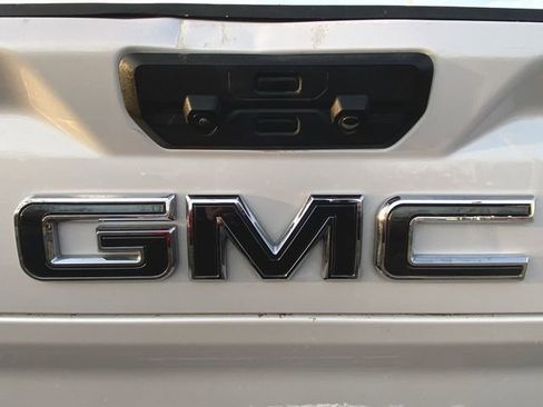 Used 2024 GMC Sierra 3500 Denali Ultimate image 32