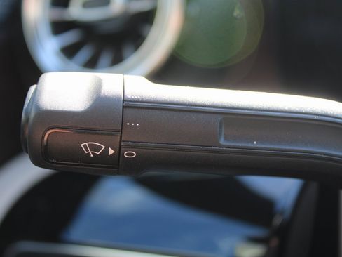 Certified 2021 Mercedes-Benz CLA 250 image 28