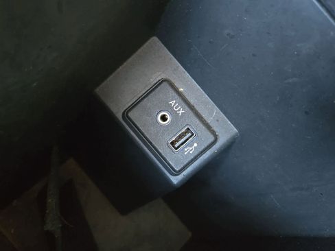 Used 2019 Nissan Sentra S image 28