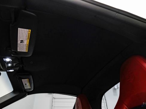 Used 2024 Porsche 911 Targa 4S image 45