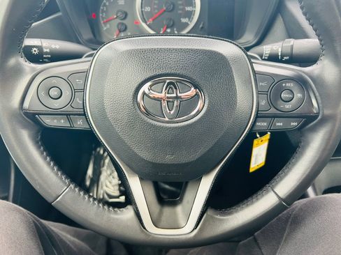 Used 2021 Toyota Corolla SE w/ Carpet Mat Package (TMS) image 19