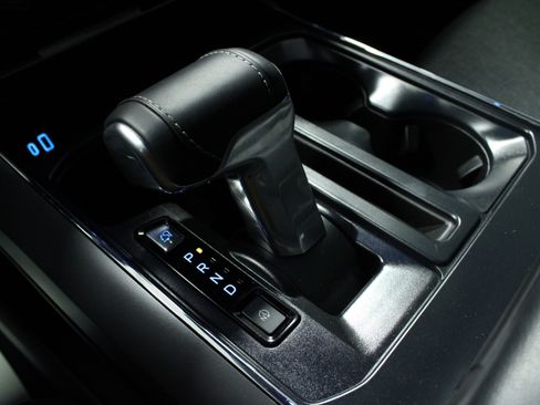 Used 2024 Ford F150 Lightning Flash image 24