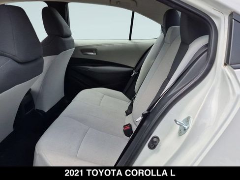 Used 2021 Toyota Corolla L FWD image 16