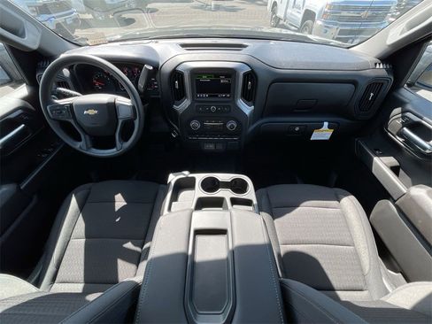New 2025 Chevrolet Silverado 1500 Custom image 20