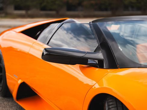 Used 2005 Lamborghini Murcielago Roadster AWD/4WD image 22