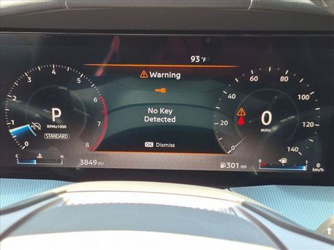 Certified 2025 Nissan Murano SL w/ Cargo Package AWD/4WD image 11