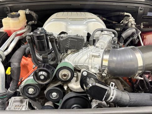 Used 2021 Dodge Durango SRT Hellcat w/ Technology Group AWD/4WD image 54