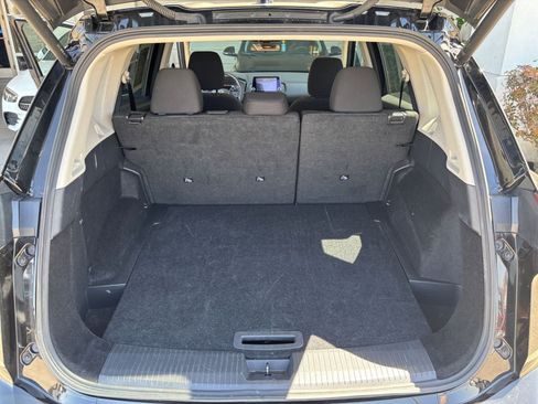 Used 2025 Nissan Rogue SV FWD image 33