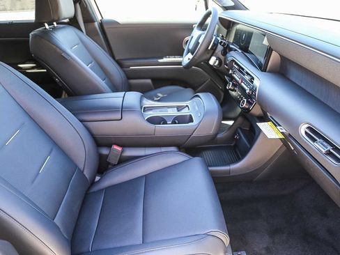 New 2026 Hyundai Palisade Calligraphy AWD/4WD image 18