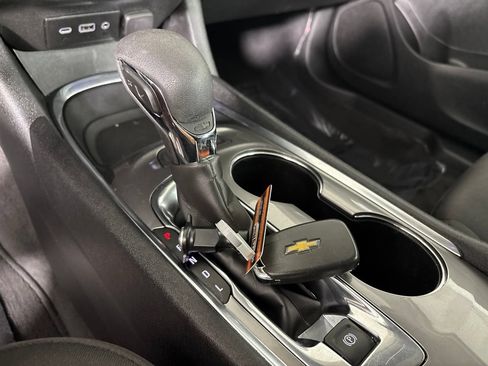 Used 2025 Chevrolet Malibu LT FWD image 17
