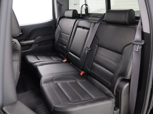 Used 2016 GMC Sierra 1500 Denali w/ Enhanced Driver Alert Package AWD/4WD image 18