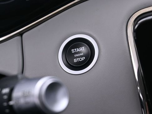 Used 2020 Land Rover Range Rover Evoque R-Dynamic HSE AWD/4WD image 36