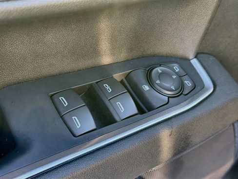 Used 2023 Chevrolet Silverado 1500 LT RWD image 22