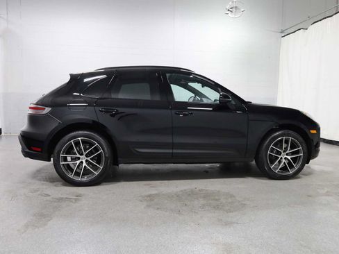 Certified 2026 Porsche Macan AWD/4WD image 10