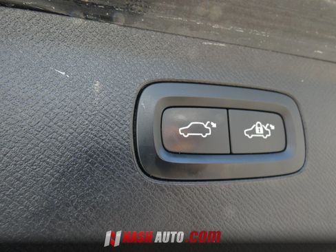 Used 2022 Volvo XC90 T5 Momentum w/ Climate Package AWD/4WD image 75