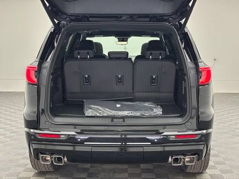 New 2026 GMC Acadia Denali Ultimate w/ LPO, Floor Liner Package AWD/4WD image 12