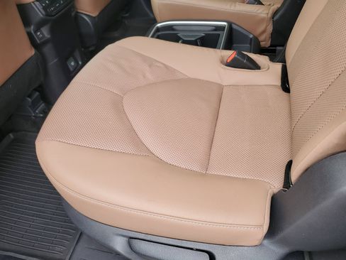 Certified 2024 Toyota Grand Highlander AWD image 16