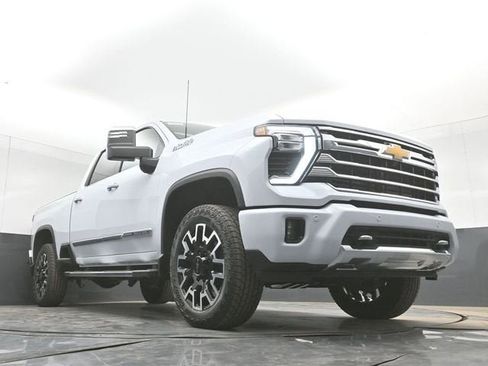 New 2026 Chevrolet Silverado 2500 High Country w/ High Country Premium Package AWD/4WD image 46