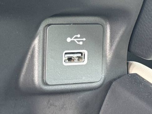 Used 2025 Honda HR-V LX image 29