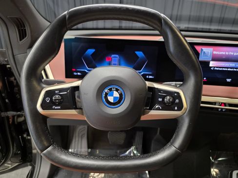 Used 2023 BMW iX M60 AWD/4WD image 23