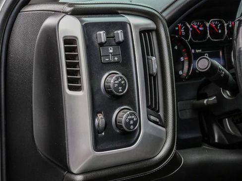 Used 2015 GMC Sierra 1500 SLE w/ SLE Value Package AWD/4WD image 28
