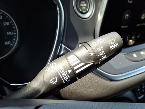 Used 2025 Chevrolet Blazer LT image 21