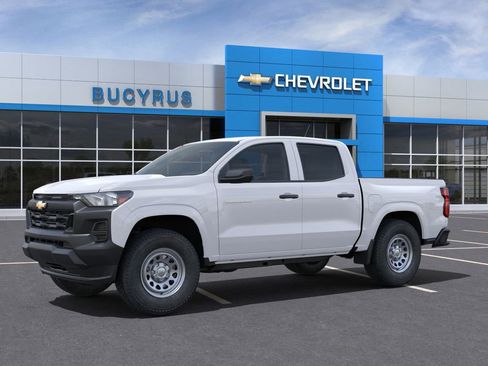 New 2025 Chevrolet Colorado W/T image 2