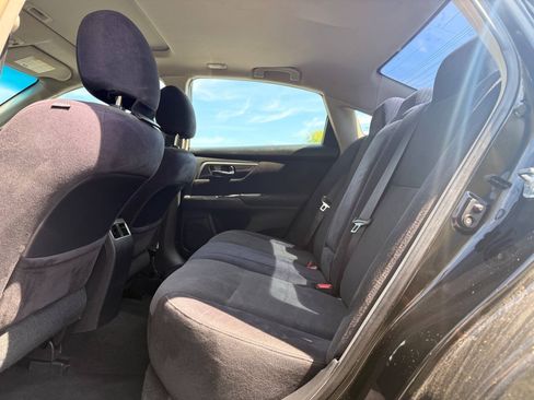 Used 2013 Nissan Altima 3.5 SV w/ Navigation Pkg FWD image 10