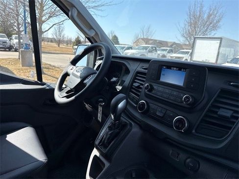 New 2025 Ford Transit 250 Low Roof image 33