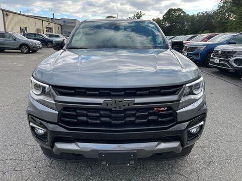Used 2022 Chevrolet Colorado Z71 w/ Safety Package AWD/4WD image 3