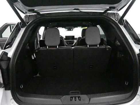 Used 2025 Ford Explorer Platinum RWD image 28