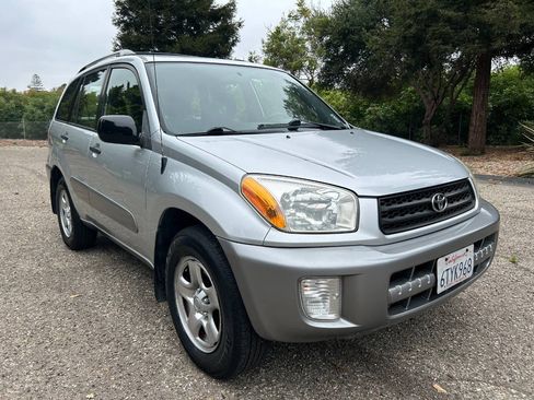 Used 2003 Toyota RAV4 2WD image 9