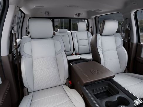 New 2026 RAM 2500 Laramie w/ Towing Technology Group image 16